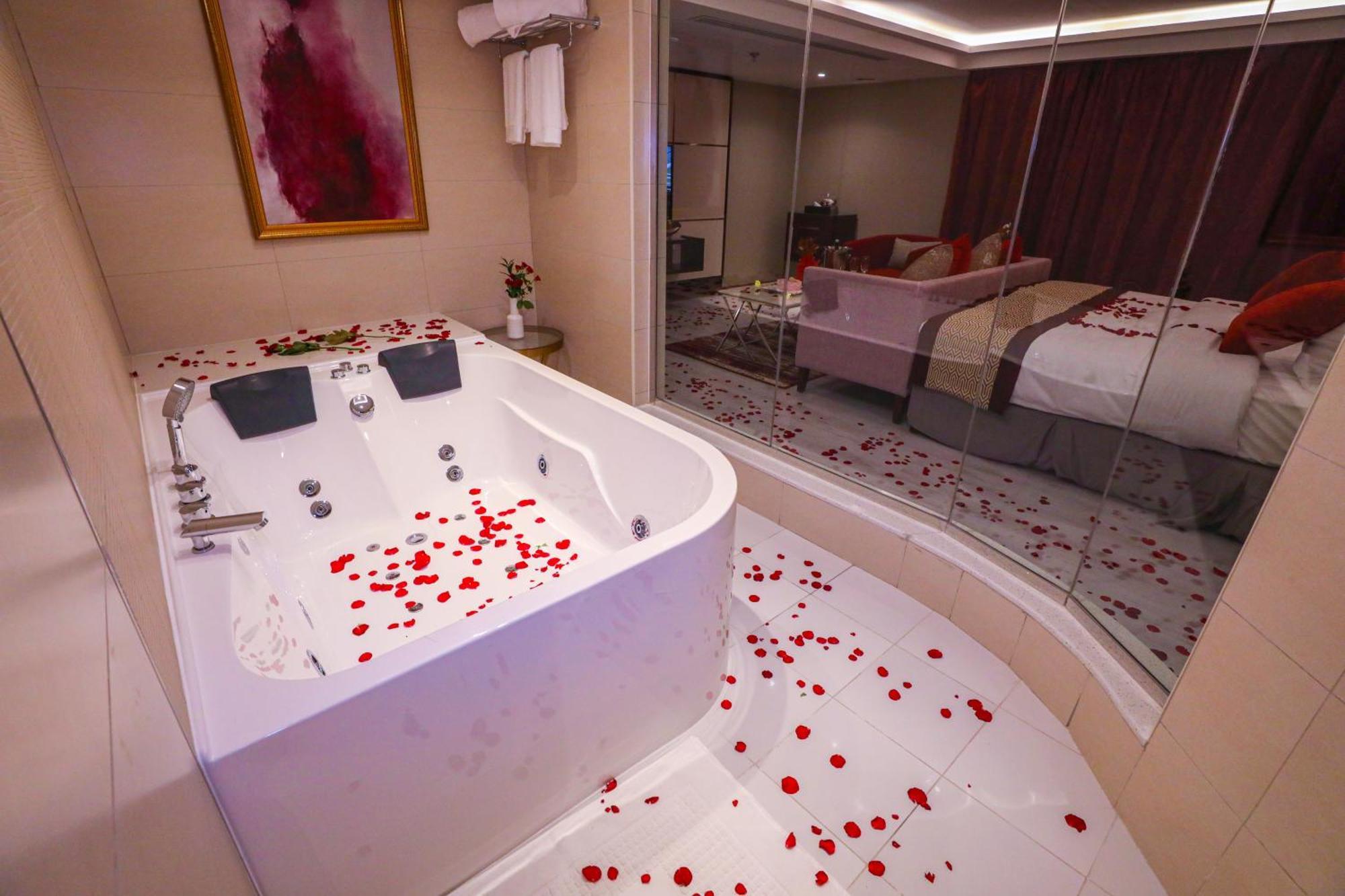 Cheerful Al Waha Unayzah Hotel Unaizah Kültér fotó
